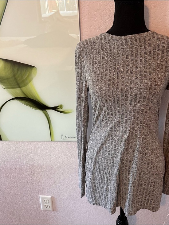Tops - Must bundle Shirt size medium